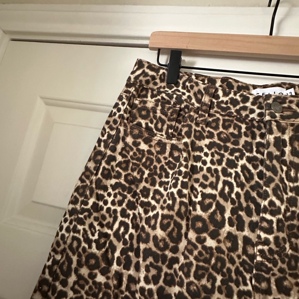 Cello Leopard Wide Leg High Rise Jeans - Picture 4 of 9